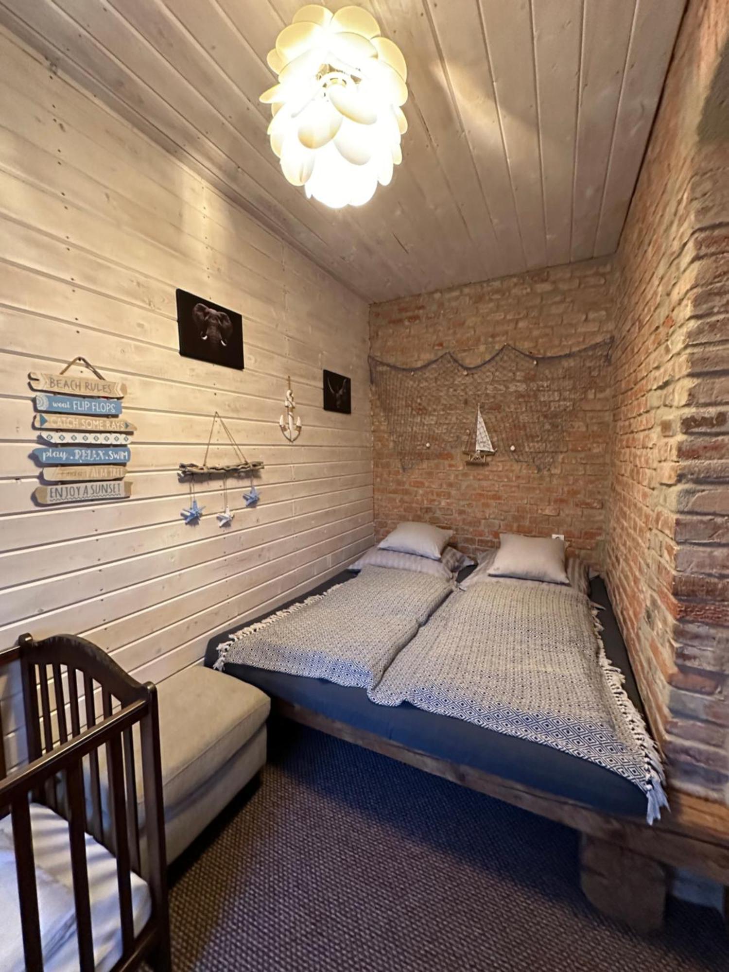 דצ'ין Loft Apartments מראה חיצוני תמונה